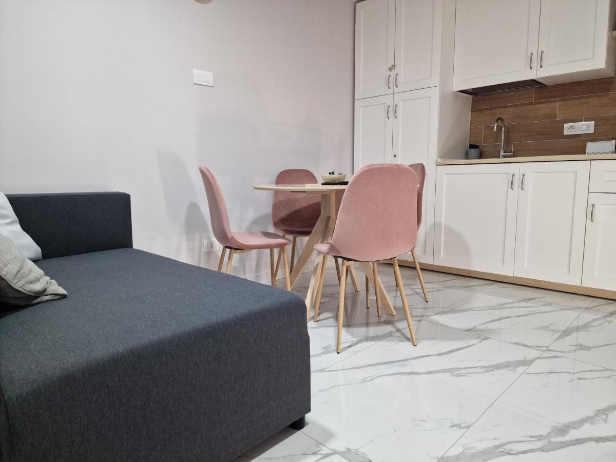 Апартаменты Megaride House Неаполь Экстерьер фото